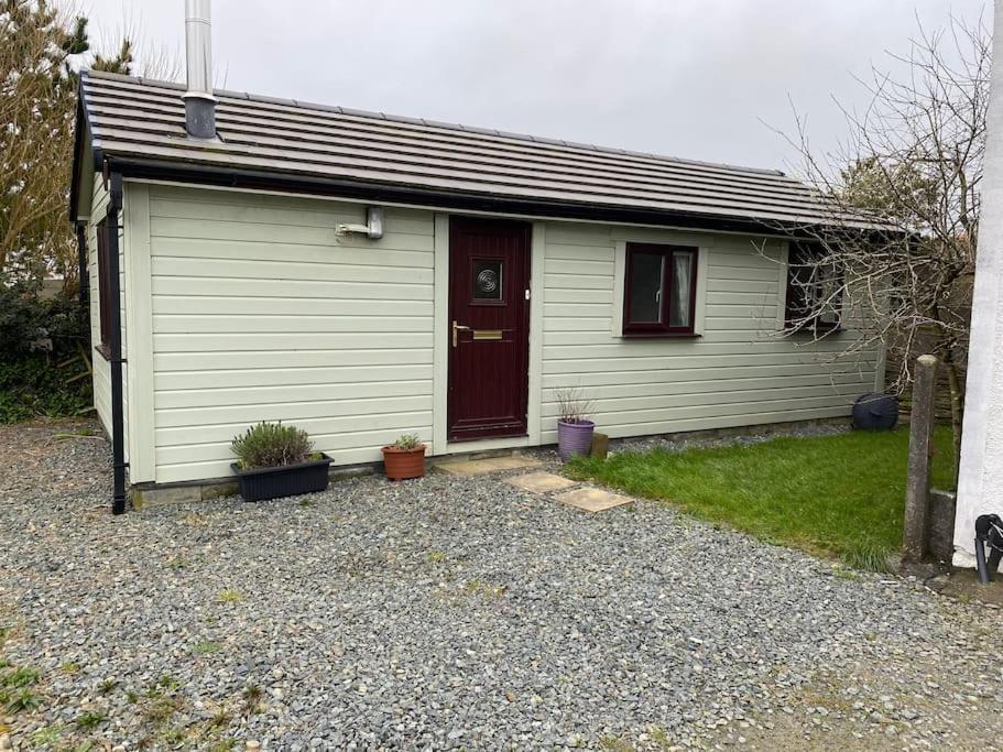 Idyllic Cornish Retreat At Puffin Lodge ヘルストン エクステリア 写真